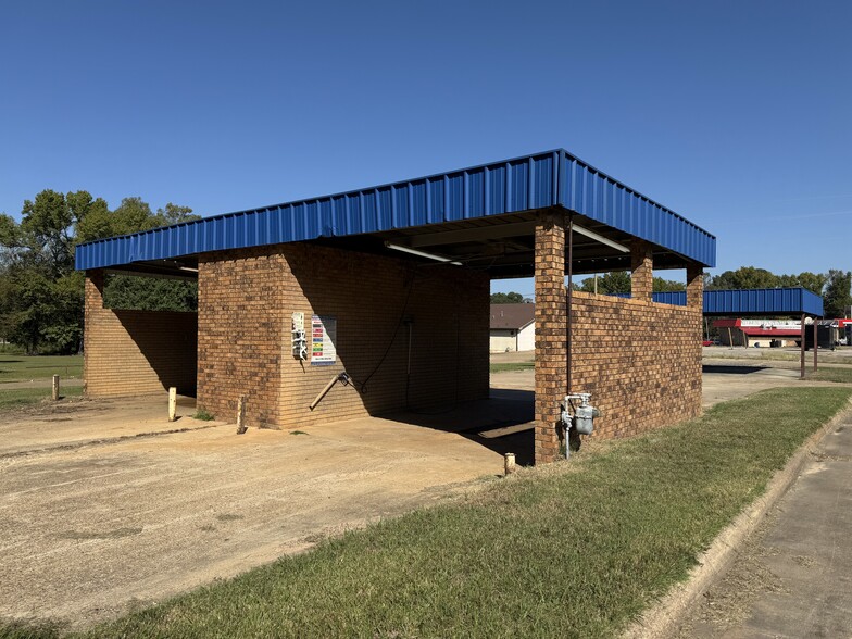 Primary Photo Of 112 Red River Rd, Maud Carwash For Sale