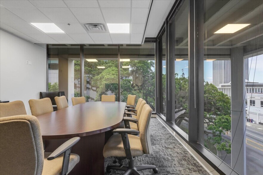 More Photos Of 215 S Monroe St, Tallahassee Office For Lease