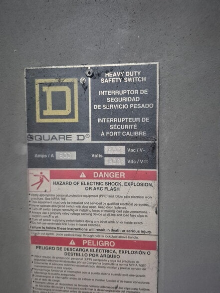 More Photos Of 400 S Gray St, Albany Manufacturing For Sale