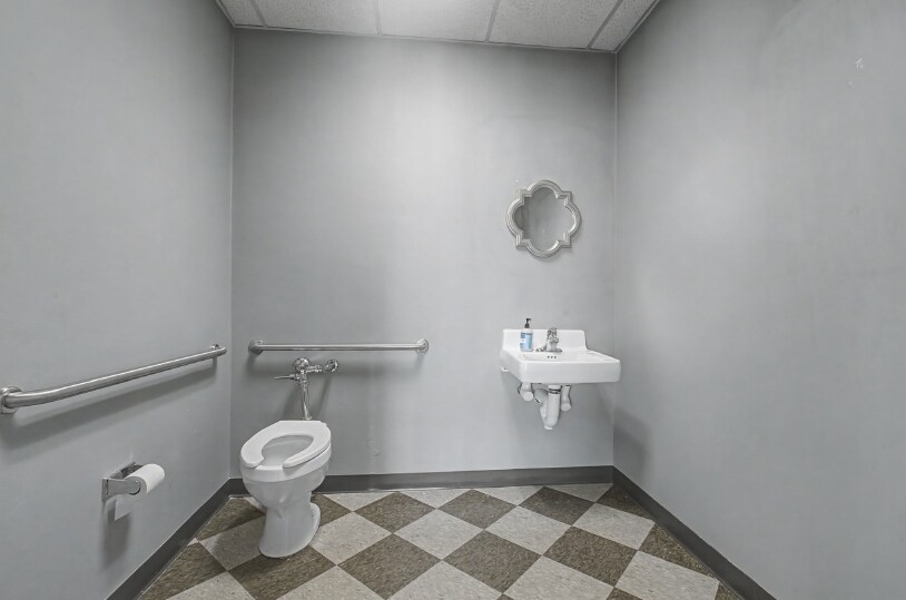 More Photos Of 280 White Bridge Pike, Nashville Freestanding For Lease