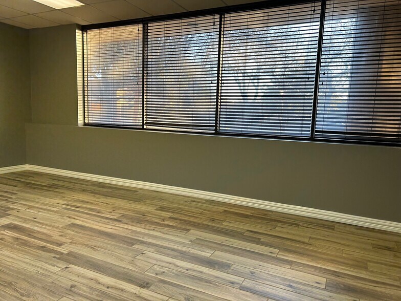 More Photos Of 12035 Shiloh Rd, Dallas Unknown For Lease