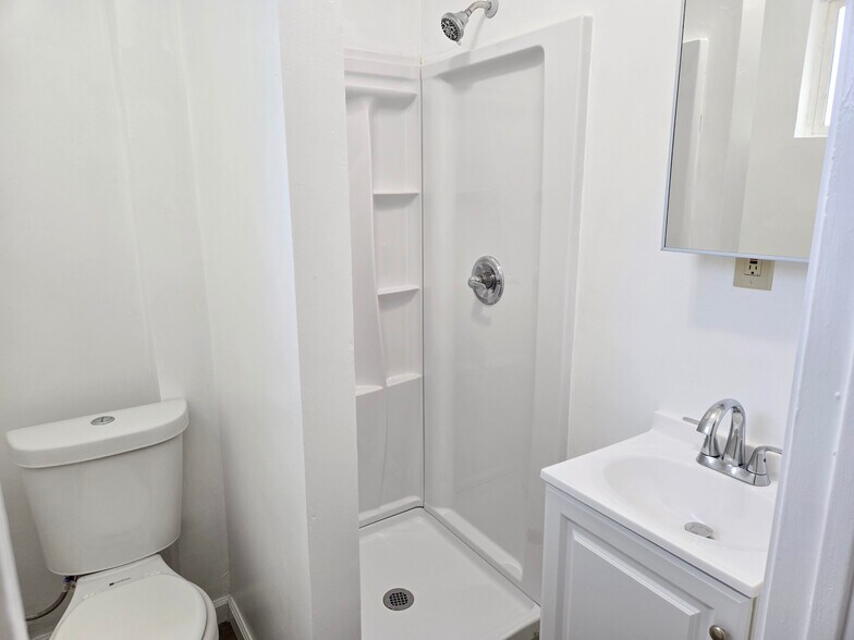 More Photos Of 1920 Marin St, Vallejo Apartments For Sale