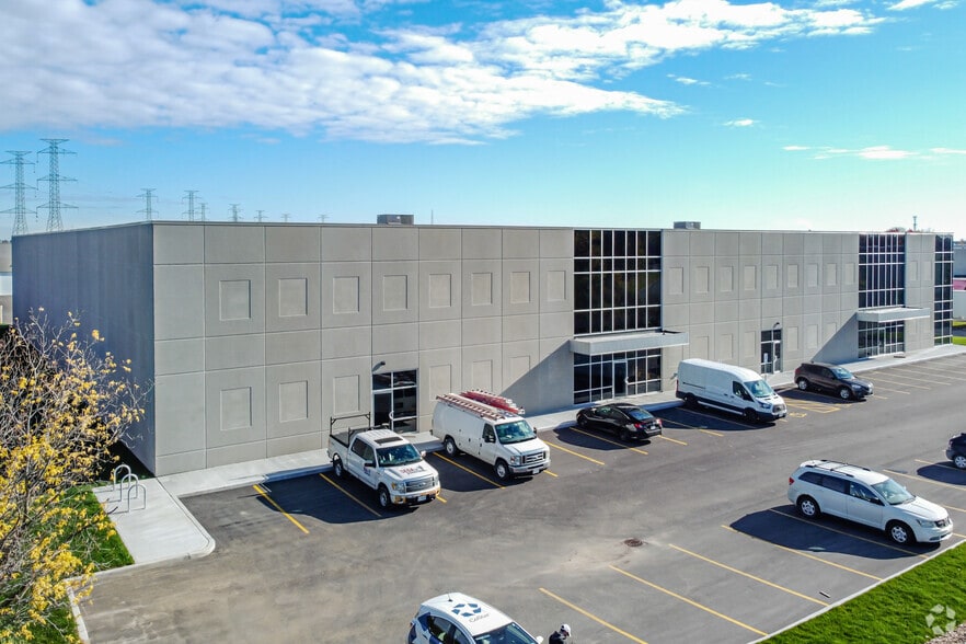 More Photos Of 899 Ages Dr, Ottawa Service For Lease