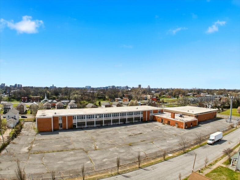 More Photos Of 3923-3955 Saint Ferdinand Ave, Saint Louis Schools For Sale