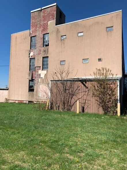 More Photos Of 36 Railroad Ave, Frewsburg Manufacturing For Lease