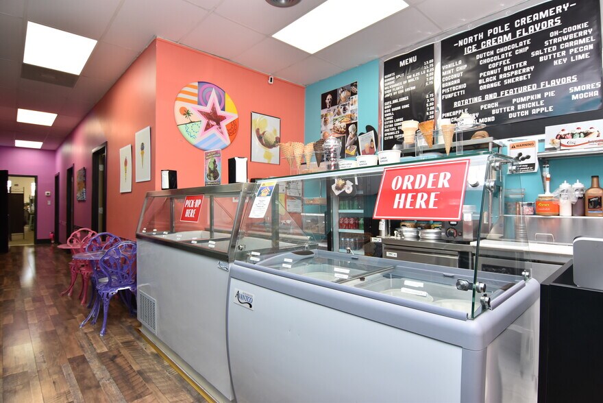 More Photos Of 10 S Walnut St, Milford Restaurant For Sale