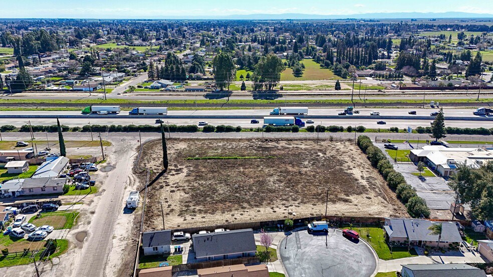 More Photos Of 971 E Broadway Ave, Atwater Office For Lease