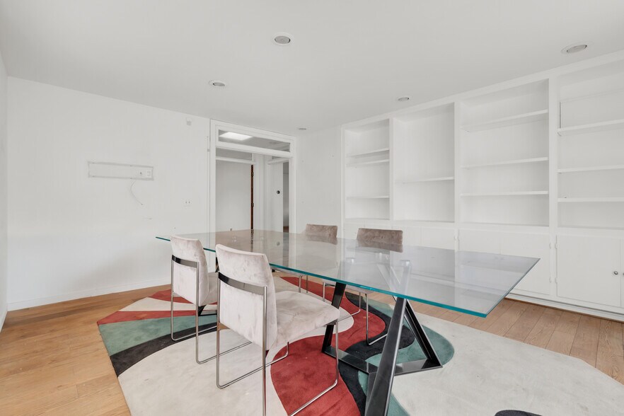 More Photos Of 2951-2953 Lincoln Blvd, Santa Monica Loft Creative Space For Sale