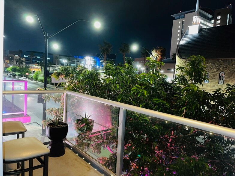 More Photos Of 353 E Bonneville Ave, Las Vegas Apartments For Sale