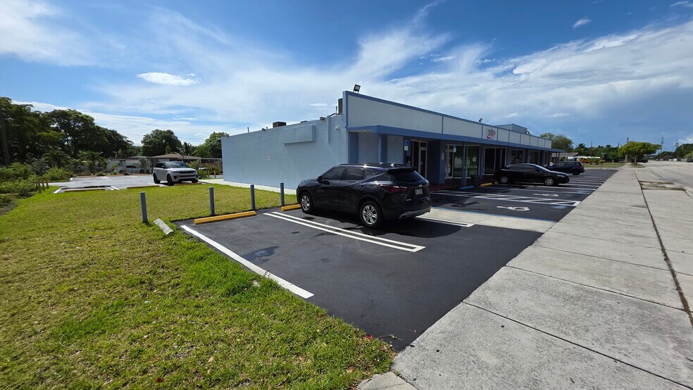 More Photos Of 12603-12659 NW 17th St, Miami Unknown For Lease