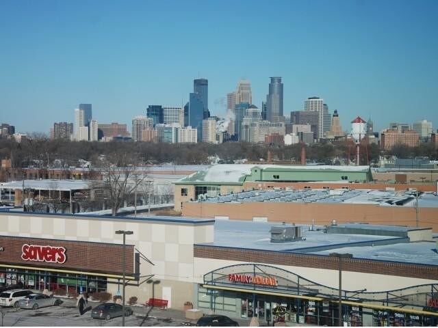 More Photos Of 2220 E Lake St, Minneapolis Apartments For Lease