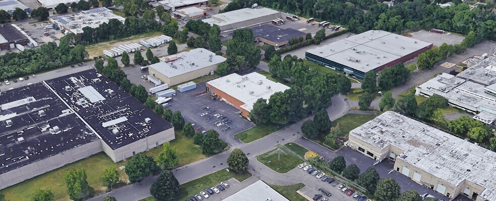 More Photos Of 48 Mall Dr, Hauppauge Light Manufacturing For Lease