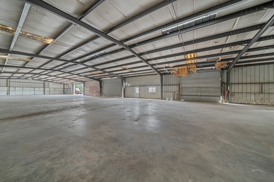 More Photos Of 11641 SW 90th Ter, Ocala Warehouse For Lease