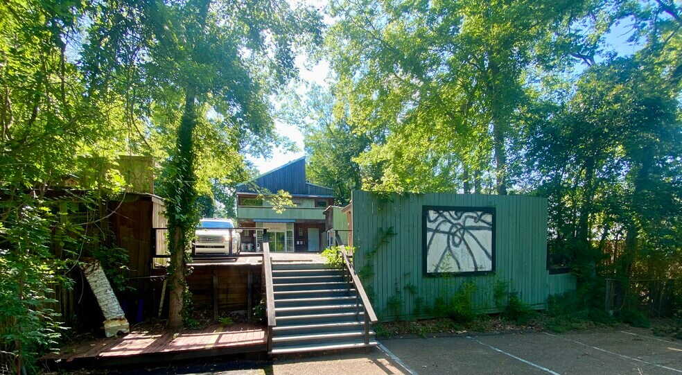 More Photos Of 3242 N State St, Jackson Freestanding For Sale