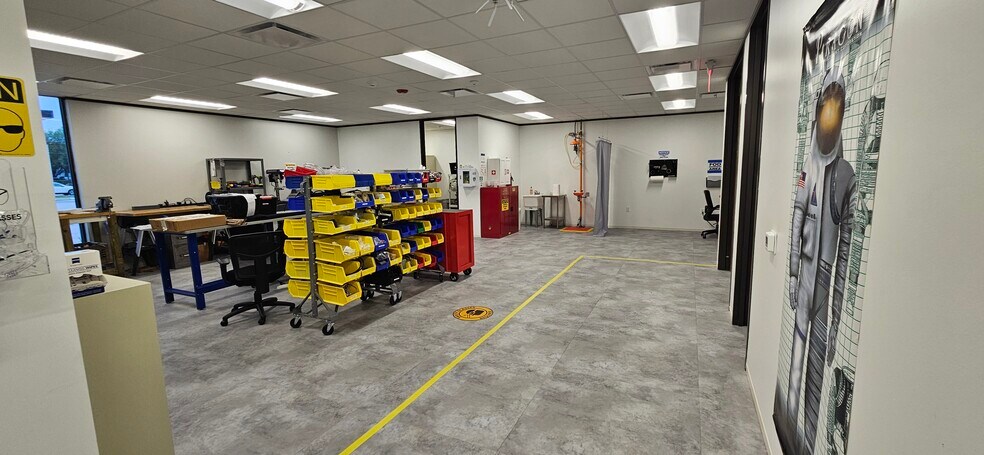 More Photos Of 16850 Diana Ln, Houston Loft Creative Space For Sale