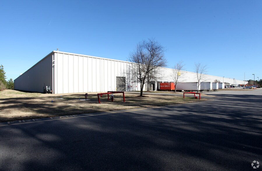 More Photos Of 900 Aviation Pky, Morrisville Warehouse For Lease