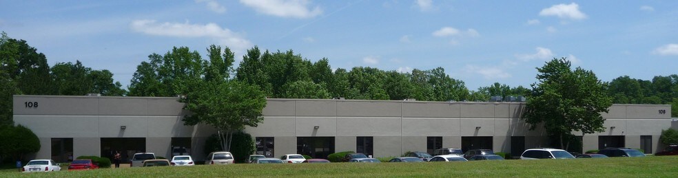 More Photos Of 108 Business Park Dr, Ridgeland Office For Lease