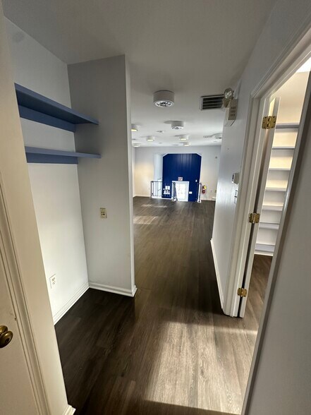 More Photos Of 71 Cedar Ave, Hershey Office For Lease