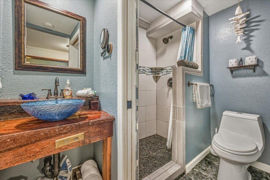 More Photos Of 317 S Pine St, Nevada City Hospitality For Sale