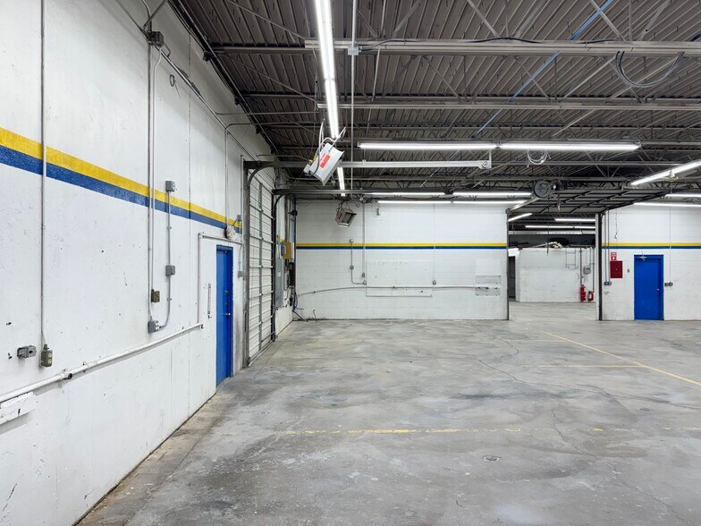 More Photos Of 4316 S Newcastle Rd, Oklahoma City Service For Lease