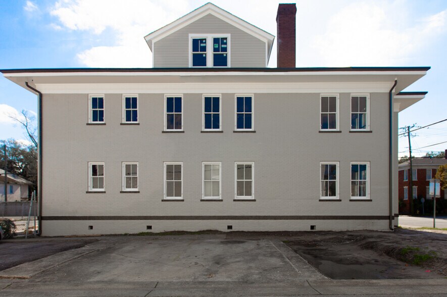 More Photos Of 2512 Habersham St, Savannah Medical For Lease