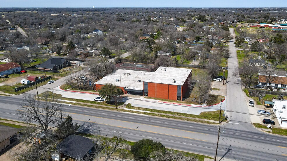 More Photos Of 900 W WM J Bryan Pky, Bryan Schools For Sale