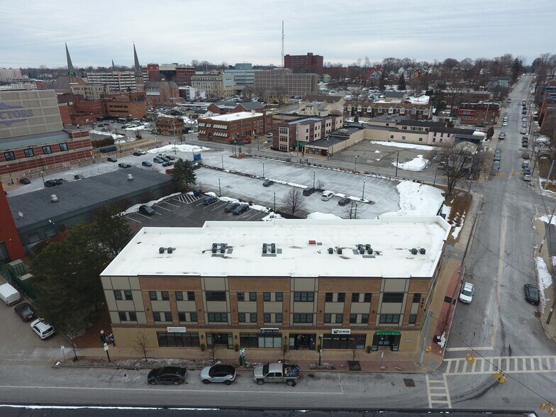 More Photos Of 245 Broadway, Schenectady Apartments For Lease