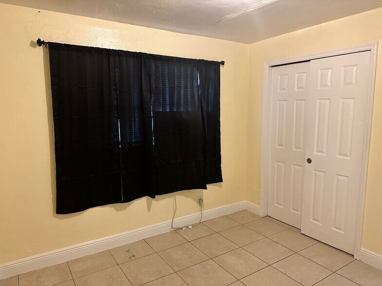 More Photos Of 417 NW 7th Ave, Pompano Beach Apartments For Sale