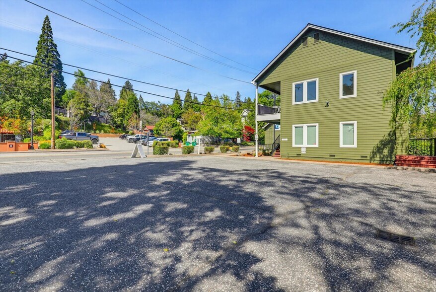 More Photos Of 231 E Main St, Grass Valley Office For Sale