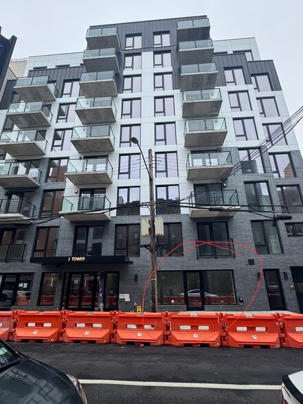 More Photos Of 4325 52nd St, Woodside Apartments For Lease