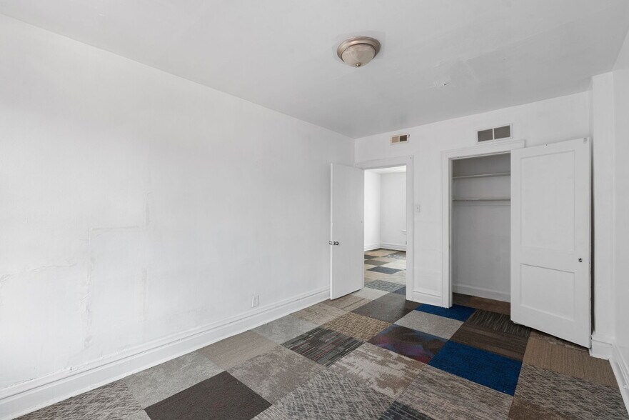 More Photos Of 5000 Virginia Ave, Saint Louis Apartments For Sale