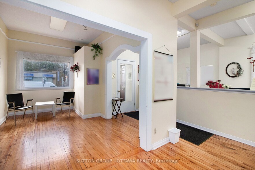 More Photos Of 397 Montreal Rd, Ottawa Office Residential For Sale