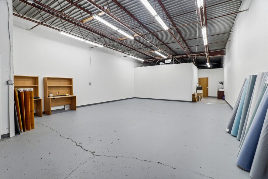 More Photos Of 4455 Morris Park Dr, Mint Hill Light Distribution For Lease