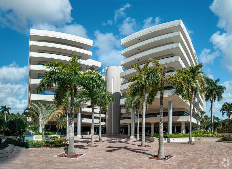 More Photos Of 621 NW 53rd St, Boca Raton Loft Creative Space For Lease