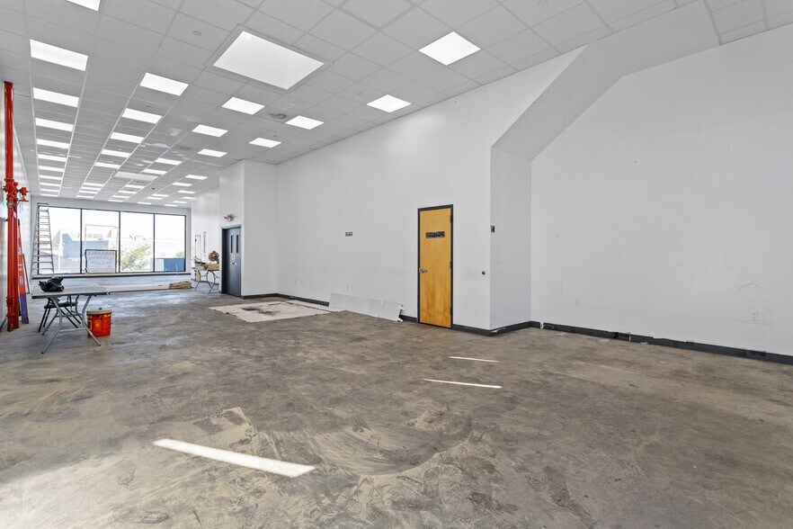 More Photos Of 101 Morgan Ave, Brooklyn Storefront Retail Office For Lease