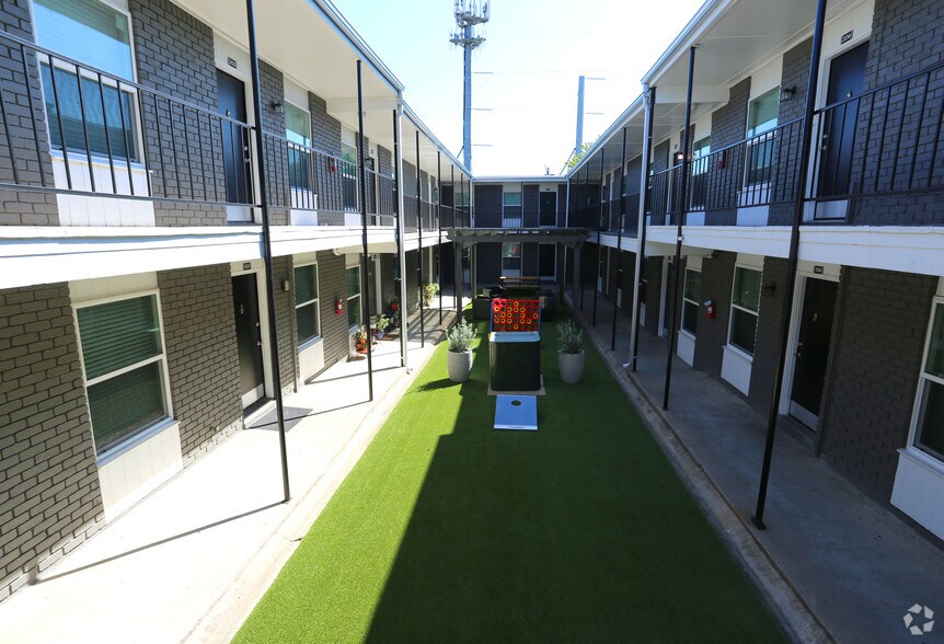 More Photos Of 5601 Birchman Ave, Fort Worth Apartments For Sale