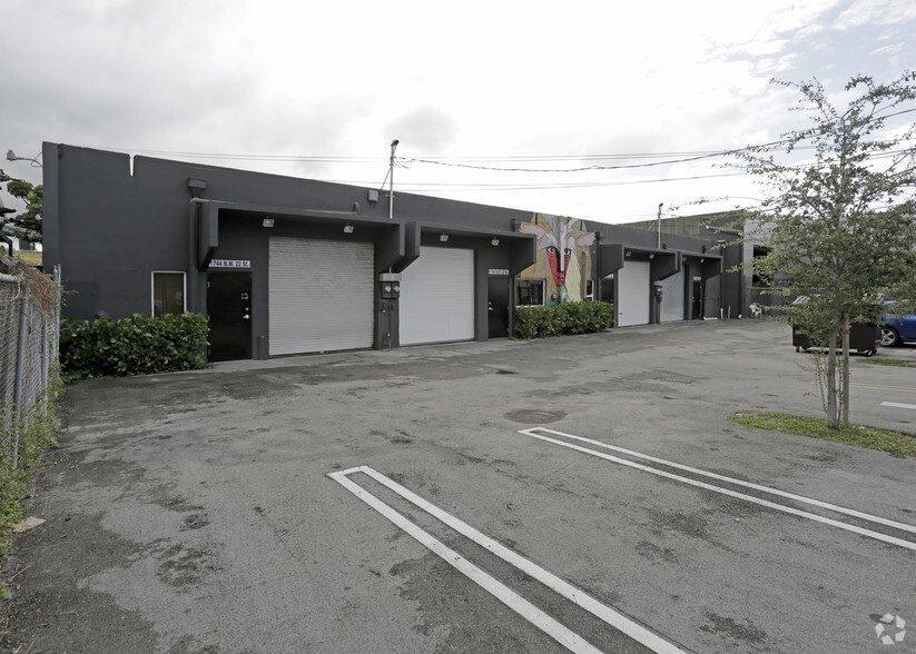 Primary Photo Of 1744-1750 NW 22nd St, Miami Warehouse For Lease