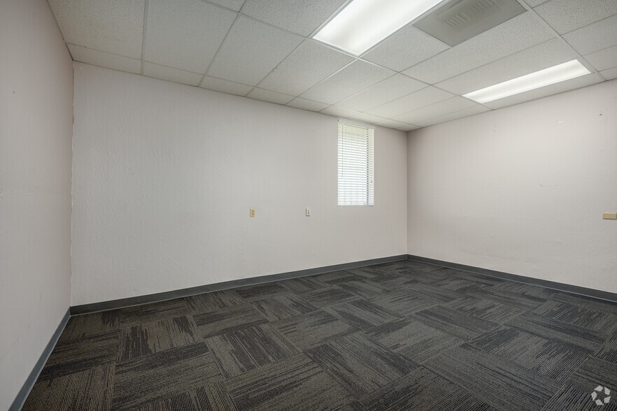 More Photos Of 3637 Mission Ave, Carmichael Office For Sale