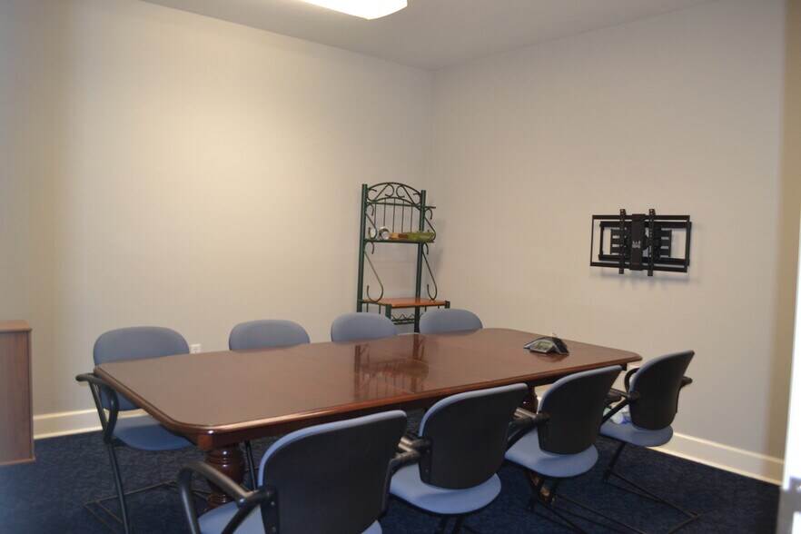 More Photos Of 2418 Mill Creek Ln, Tallahassee Office For Lease
