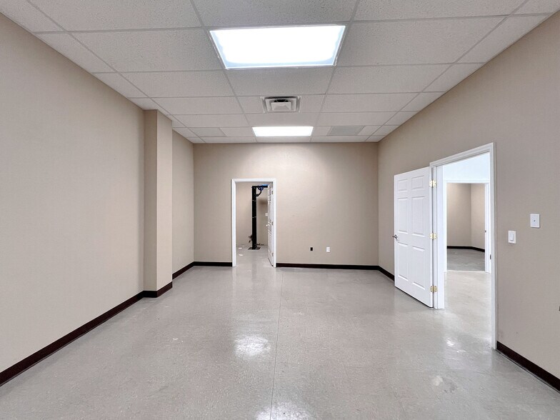 More Photos Of 130-132 W Central Ave, Winter Haven Storefront For Sale