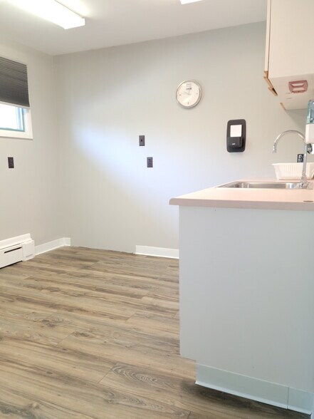 More Photos Of 37 Pierrepont Ave, Potsdam Medical For Sale