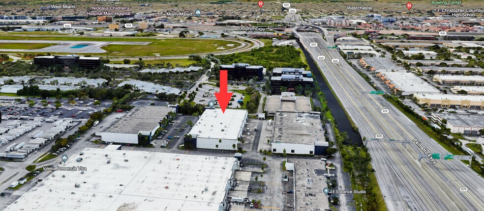 More Photos Of 7620 NW 25th St, Miami Distribution For Sale