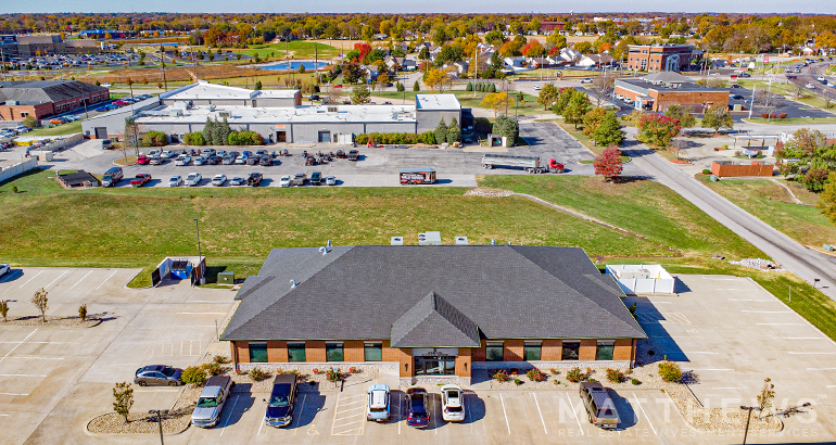 Primary Photo Of 741 Insight Ave, O'Fallon Medical For Sale