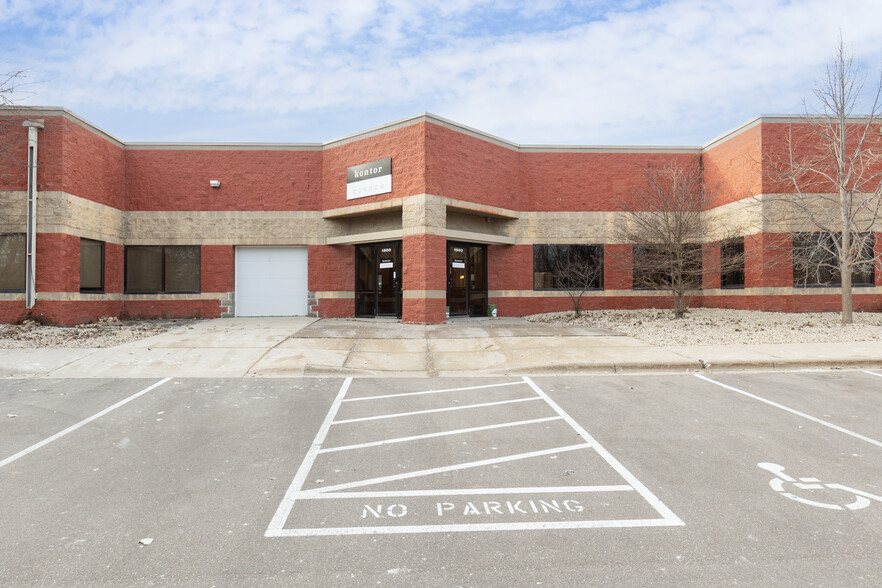 Primary Photo Of 14500 Martin Dr, Eden Prairie Showroom For Lease