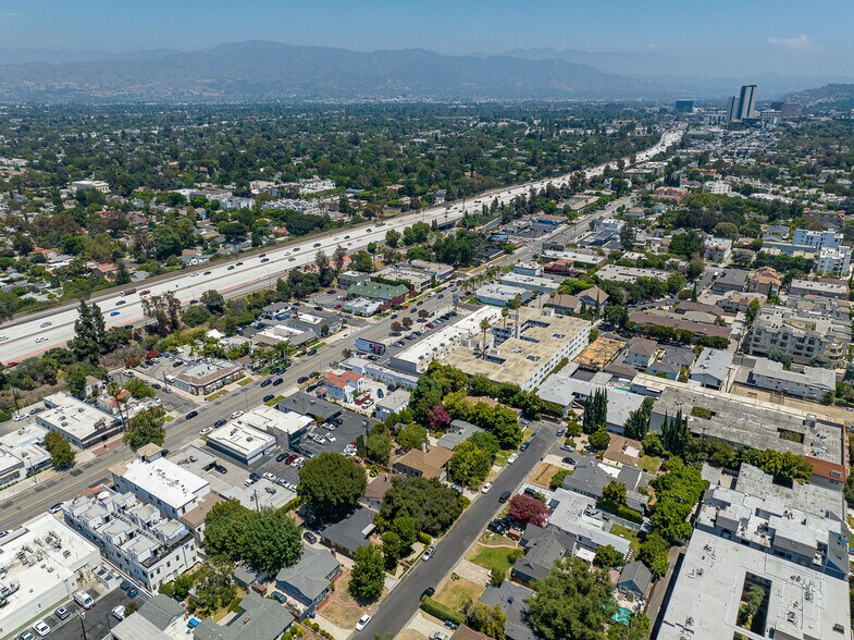 More Photos Of 10738 Riverside Dr, North Hollywood Medical For Lease