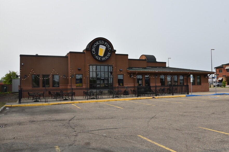 Primary Photo Of 3340 13th Ave S, Fargo Restaurant For Sale