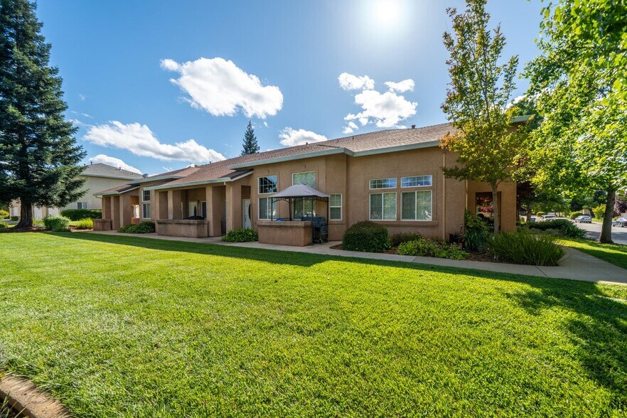 More Photos Of 1299 Heavenly Oak Ln, Redding Apartments For Sale