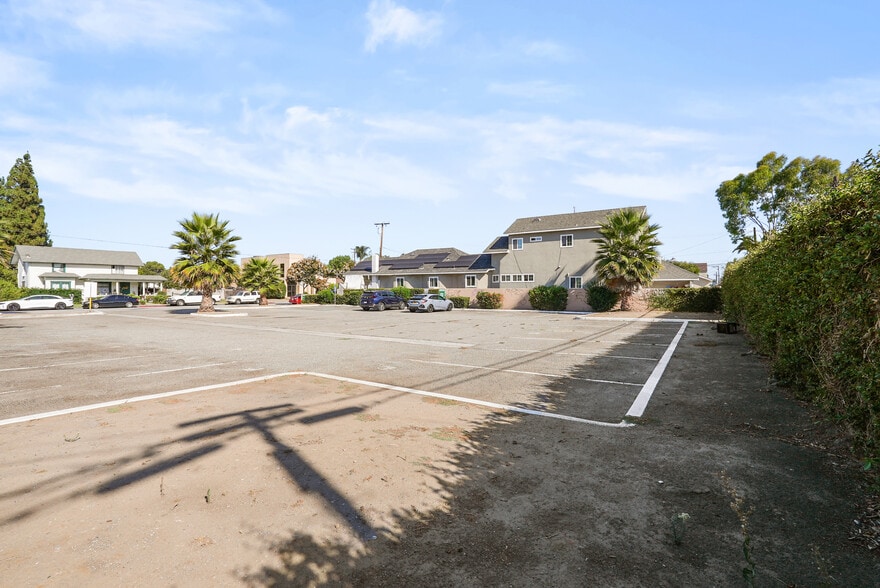 More Photos Of 835-839 N Parton St, Santa Ana Land For Sale