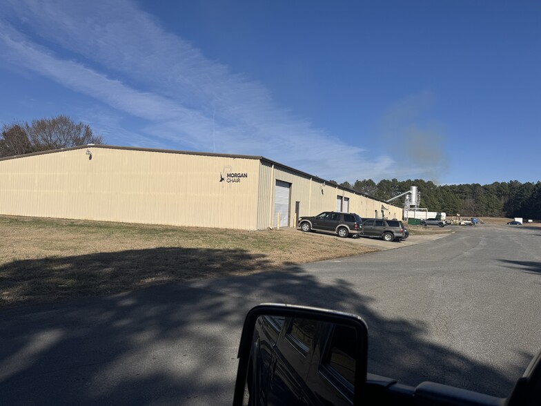 More Photos Of 209 S Main St, Oakboro Industrial For Lease