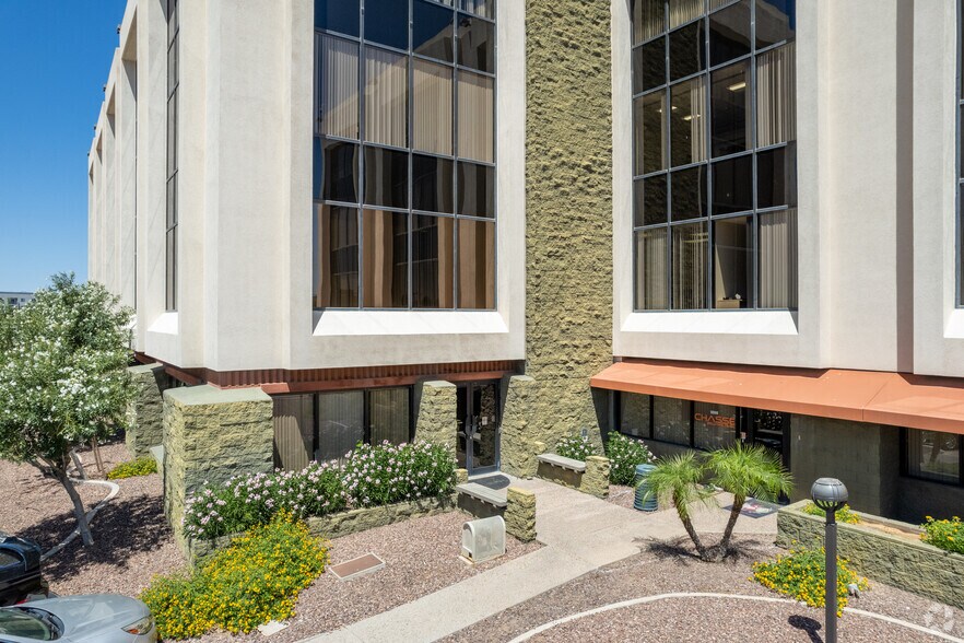 More Photos Of 2702 N 3rd St, Phoenix Unknown For Lease